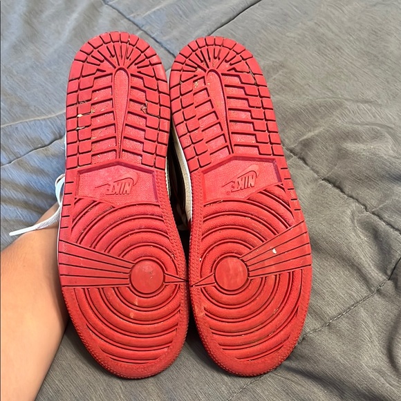 Nike Red and White Sneakers High-Top Classic - Picture 2 of 5